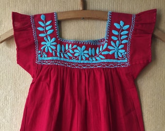 Mexicaanse geborduurde blouse baby, regio Chiapas, Mexicaanse babyblouse, Mexicaanse textielmode, Mexicaanse outfit baby,