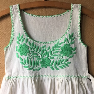 Mexican embroidered girl dress, Amatenango Chiapas region, mexican embroidered dress, mexican outfit girl.