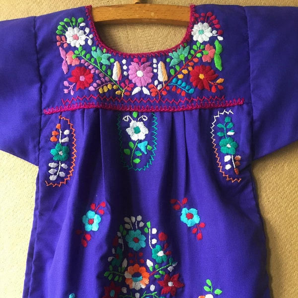 Mexican embroidered baby dress, Oaxaca center region, mexican embroidered dress, mexican outfit baby.