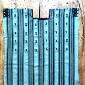 Mexican huipil / blouse, made with loom, Chiapas region, Mexican blouse made with loom, mexican outfit,