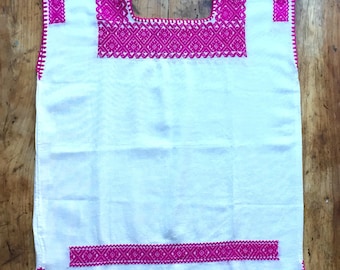 Mexican embroidered blouse, Otomi Puebla region, Mexican embroidered blouse, Mexican textiles, Mexican fashion, outfit ideas.