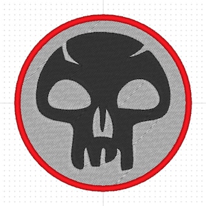 Magic the gathering MTG swamp black mana symbol skull TCG patch design. Machine embroidery pattern in the hoop. 4x4 size digital ITH file.