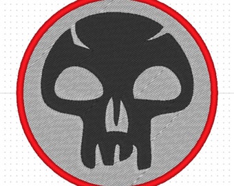 Magic the gathering MTG swamp black mana symbol skull TCG patch design. Machine embroidery pattern in the hoop. 4x4 size digital ITH file.