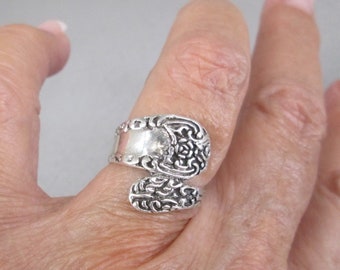 Solid Sterling Silver SPOON Ring>Victorian Pattern Spoon Ring,925 Sterling Spoon Ring,Utensil,Chef Ring,Cook Ring,Silver Spoon Ring,925 ring
