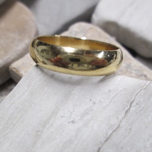 Solid 14kt.Gold Ring&gt;5mm wide&gt;14kt.Gold Band,Solid 14kt.Ring,Plain Gold Band,14kt.Gold jewelry,14kt Wedding Band,14kt.Gold Ring,Unisex ring