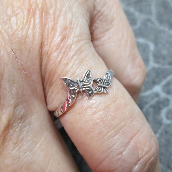 Sterling Silver BUTTERFLY Ring>925 Dainty Butterfly Ring,Sister's Ring,Butterflies,925 Butterflies ring,Mother & Child ring,Children's ring
