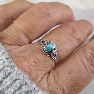 Turquoise Ring&gt;Dainty Turquoise Ring,925 Sterling Turquoise Ring,Genuine Turquoise jewelry,Southwestern,Bali,Boho Chic,Minimalist,925 Ring
