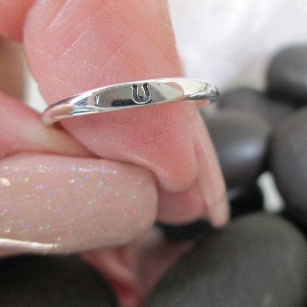 Lucky Horseshoe Ring>925 Sterling Silver Horseshoe ring,925 Ring,Lucky Horseshoe,Equine jewelry,Horse,Dainty Horseshoe,Good Luck,925 jewelry