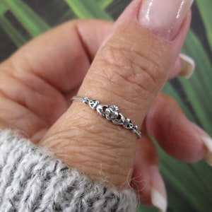 Tiny Claddagh Ring,925 Sterling Claddagh Ring,Celtic Ring,Irish,Sterling Claddagh,Dainty Claddagh Ring,Heavier Weight,Love,Friendship