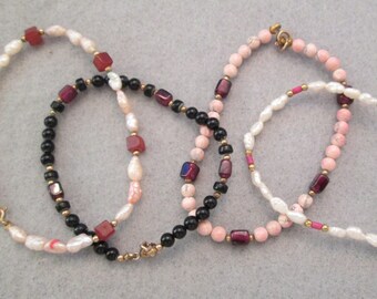 Genuine Pearl Bracelets>Fresh Water Pearl Bracelet,Genuine Pearl and Stone Bracelet,Dainty Pearl Bracelet,Pearls,pearl jewelry>Choice