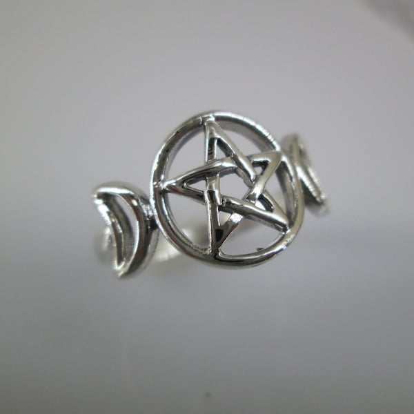 Sterling Silver Pentacle Ring with Crescent Moons>Pentagram Ring,Celestial ring,925 Sterling Ring,5 Point Star,Crescent Moon ring,925 ring