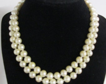 Vintage PEARL CHOKER>Pearl Choker Necklace,Pearl Choker,Pearls>Double Strand>14" and 15" long...perfect Choker length