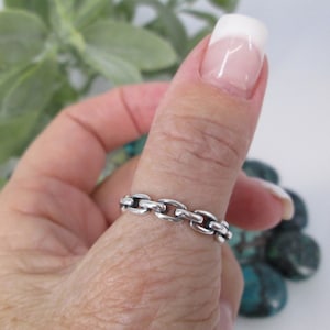 CHAIN Ring>Sterling Chain Ring,925 Sterling Silver Chain of Love Ring,Silver Chain Ring,Narrow Silver Band,Stackable Ring,Thumb Ring,Gifting