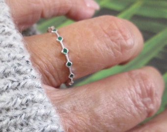 Dainty Sterling EMERALD Eternity Ring&gt;925 Emerald Ring,Minimalist,Anniversary band,Wedding ring,Birthstone ring,Stacking ring,Non Tarnish