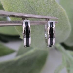 Small Sterling Onyx Hoop Earrings>Sterling Silver Onyx Hoops,Onyx Hoop Earrings,Small Onyx Hoops,Black and Silver Hoops,Onyx Huggie Hoops