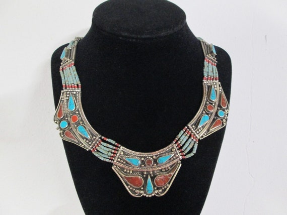 Turquoise & Coral Collar Necklace>Silver Collar n… - image 1