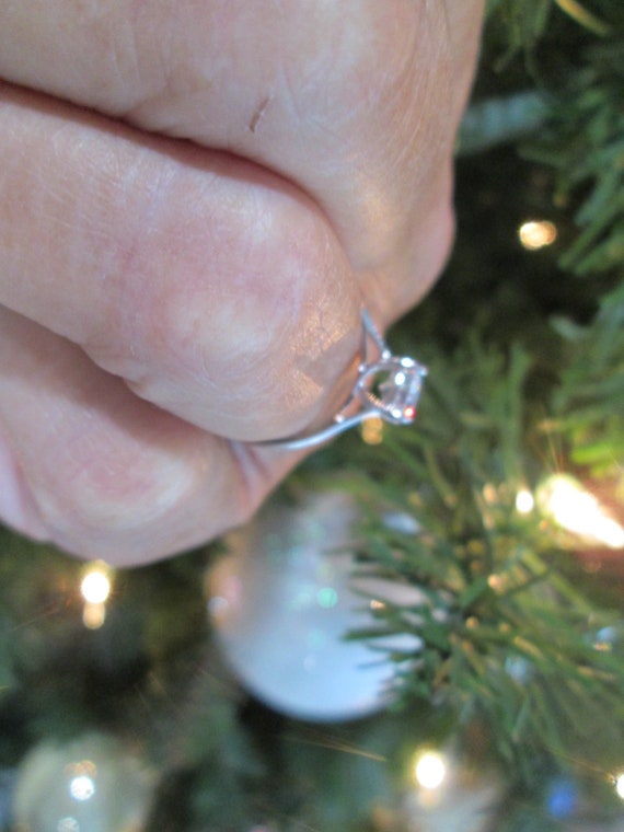 1ct. Solitaire Simulated Diamond Ring>925 Sterlin… - image 4