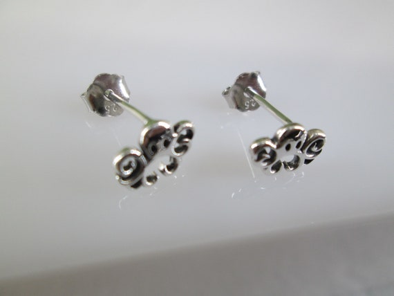 Tiny Sterling Silver OCTOPUS Stud Earrings>Octopu… - image 5