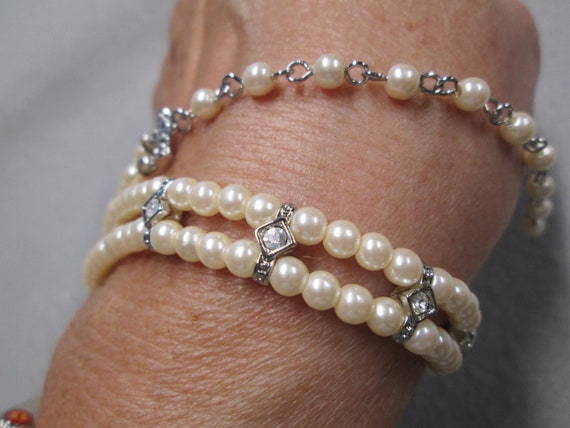 Distinctive PEARL Choker with Tiny Rhinestones>Pe… - image 3