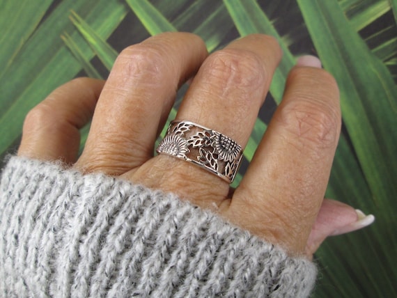 Sunflower ring band discount