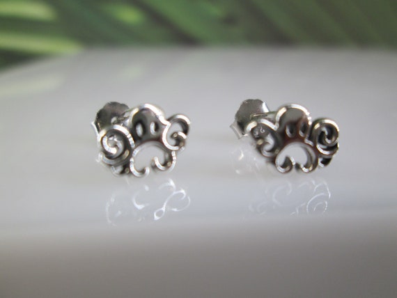 Tiny Sterling Silver OCTOPUS Stud Earrings>Octopu… - image 4