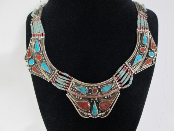 Turquoise & Coral Collar Necklace>Silver Collar n… - image 4