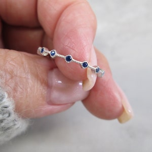 Dainty Sterling Blue Sapphire Eternity Band Ring&gt;925 Blue Sapphire Ring,Minimalist Sapphire Wedding ring,Silver Birthstone ring,Non Tarnish