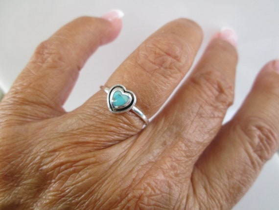 Dainty Turquoise Heart Ring>925 Sterling Silver ring,Genuine Turquoise Ring,Minimalist ring,925 rings,Heart jewelry,Love,Turquoise Rings,925