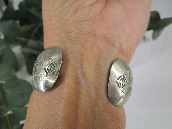 Native American Sterling Silver Cuff Bracelet>Wid… - image 5