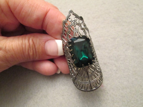 Big Adjustable Vintage Ring>Pewter Ring with Emer… - image 5