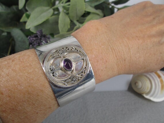 Wide Sterling Cuff>Chalice Well Silver Cuff,Amethyst Chalice Well Cuff Bracelet,925 Sterling Chalice Well Amethyst Cuff Bracelet View 2