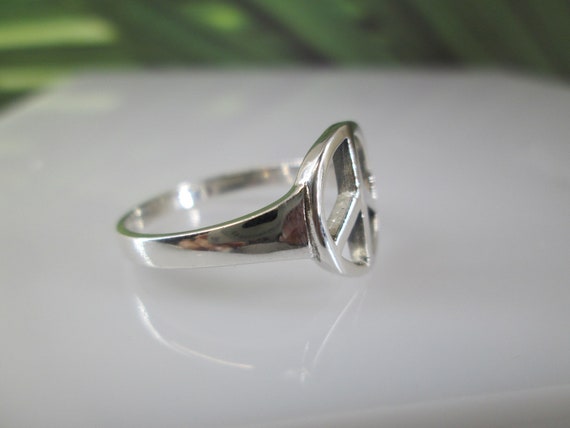 Solid Sterling Silver PEACE SIGN Ring>Vintage Pea… - image 4