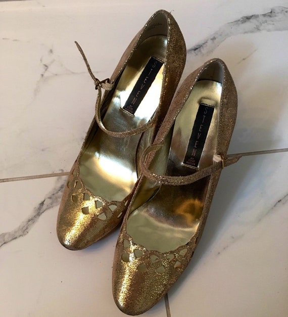 Vintage Gold Heels