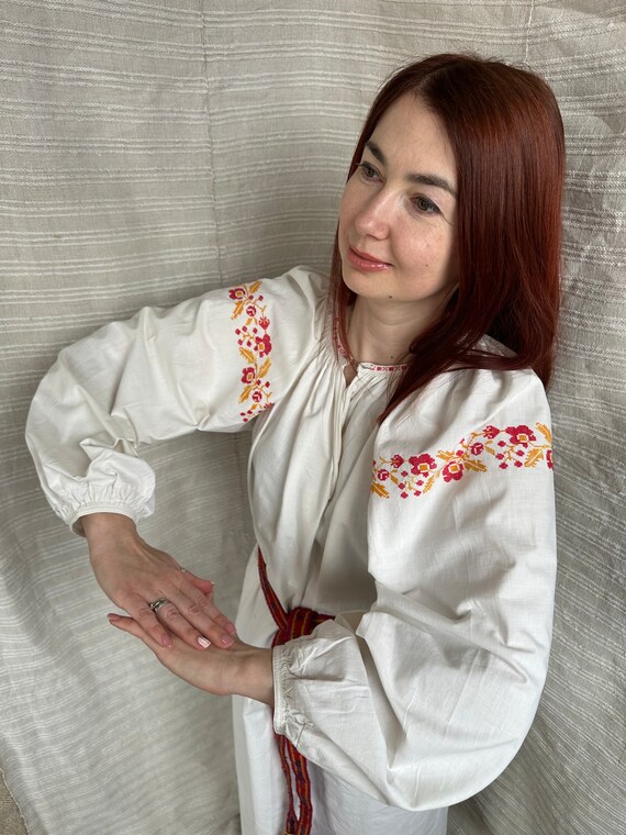 Embroidered dress Ukrainian dress Vyshyvanka vint… - image 8