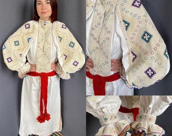 Romanian dress Hungarian dress Antique dress Romanian outfit Vintage outfit Romanian blouse Heavy embroidered Romanian clothes