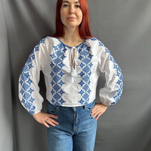 Romanian styleblouse Embroidered top Vintage outfit Vintage Gift for her Antique top Embroidered top Vintage outfit Vintage blouse