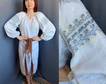 Robe brodée Vyshyvanka vintage! Broderie d’Ukraine)! Robe en lin Entièrement faite à la main! Blouse antique chemise style boho