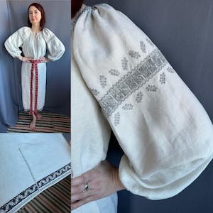 Natural dying Ukrainian embroidered Linen Dress Vintage dress Embroidered shirt Antique shirt Folk embroidered Ukrainian dress Vyshyvanka