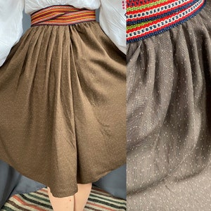 Antique Skirt Vintage skirt  Vyshyvanka skirt Vintage  Skirt Romanian skirt Hungarian skirt Ethnic skirt Antique clothes