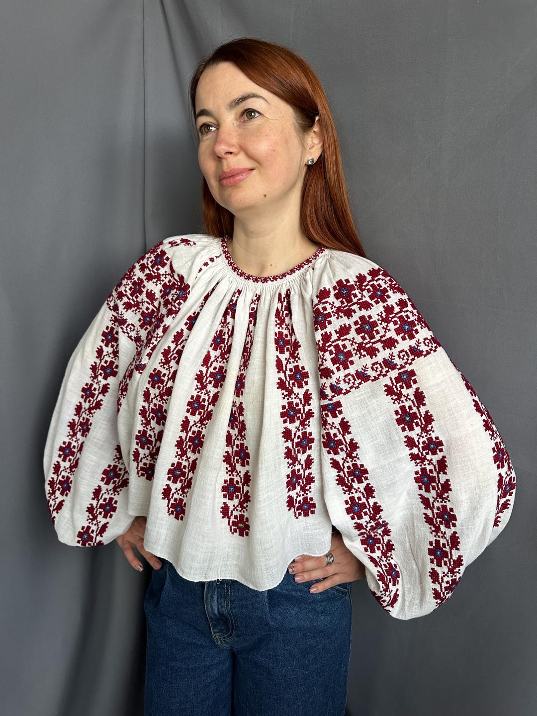 ルーマニアのブラウス 刺繍入りトップス ヴィンテージ衣装 ルーマニアのブラウス 刺繍入りトップス ヴィンテージ衣装