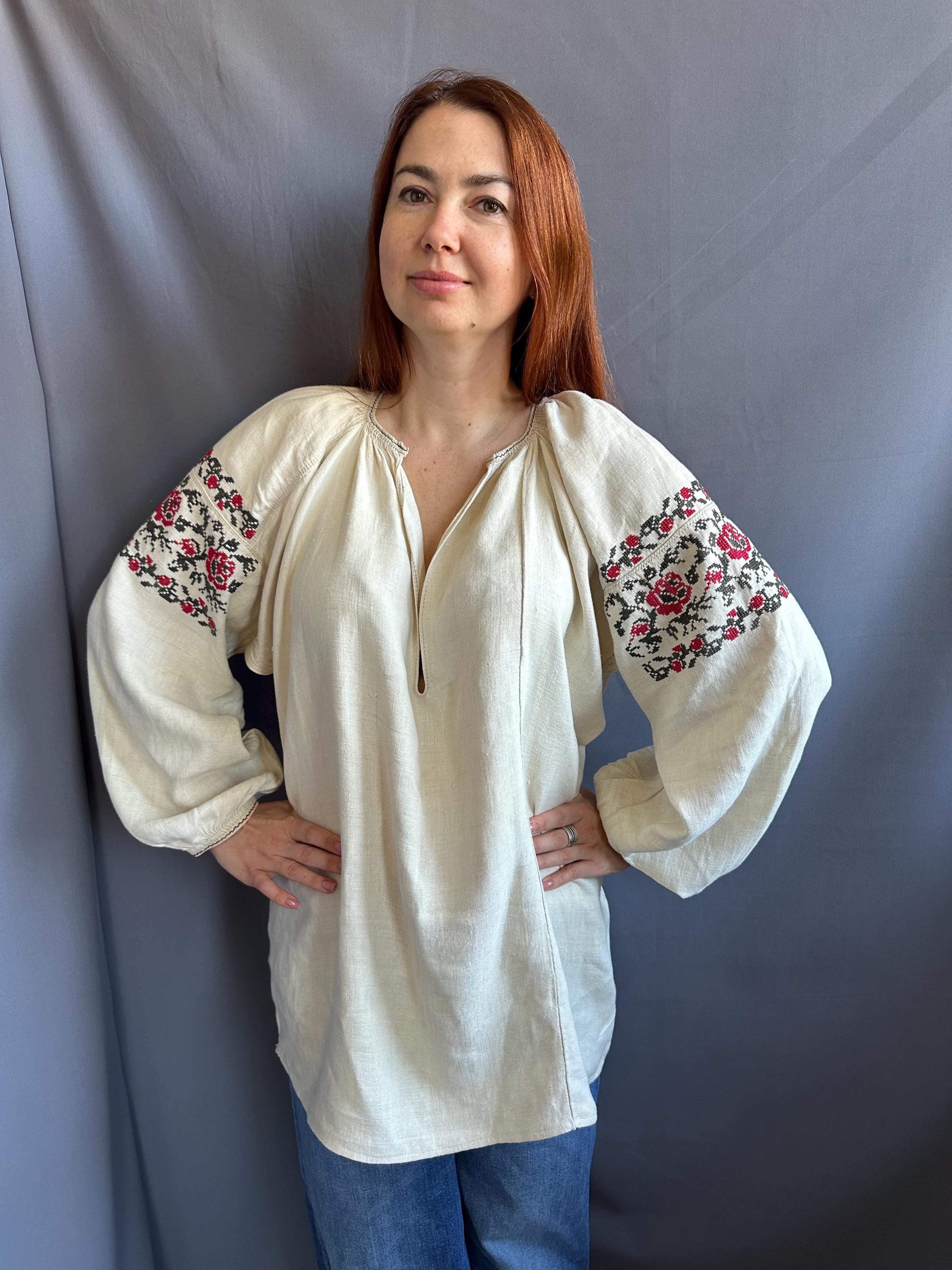 Camicia Tradizionale Ucraina Ricamata Donna - Vyshyvanka Bianca In Misto Cotone, Su Misura