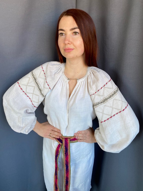 Antique Ukrainian dresses Vintage vushyvanka Homespun hemp Incredible black embroidery