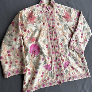 Embroidered vest Vintage vest kersetka  Boho style Wear traditional Antique jacket Vintage jacket Romanian  vest Vintage charm