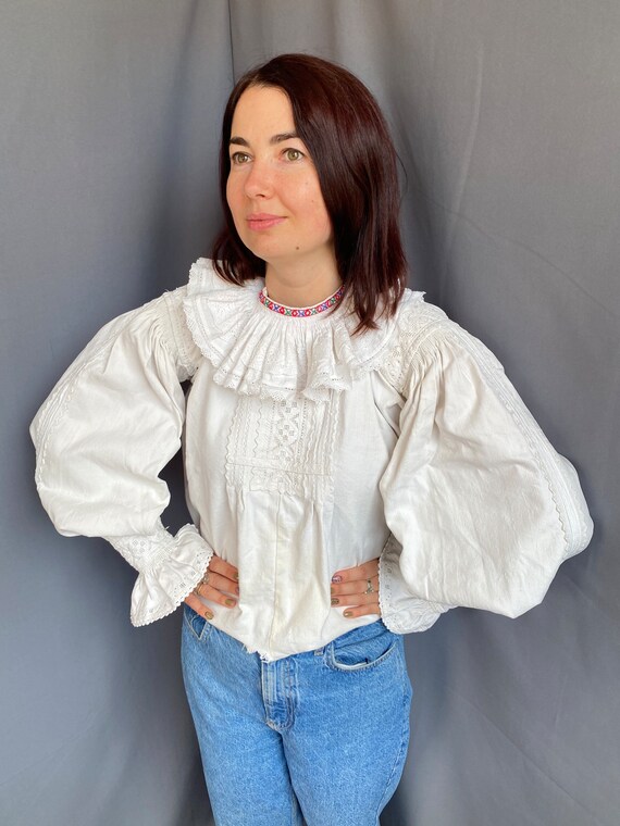 Embroidered blouse Romanian blouse Antique blouse… - image 10