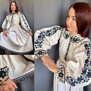 Romanian costume Romanian blouse Romanian skirt Hungarian blouse Antique clothes Folklore blouse Puffy sleeves Clown collar Linen blouse
