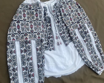 Romanian Blouse Embroidered Top Vintage Outfit Antique Embroidered