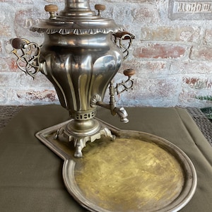 Rare Antique Pear-Shaped Samovar with Faceted Body & Gypsy Handles – Collectible Tea Urn – 19th Century Style