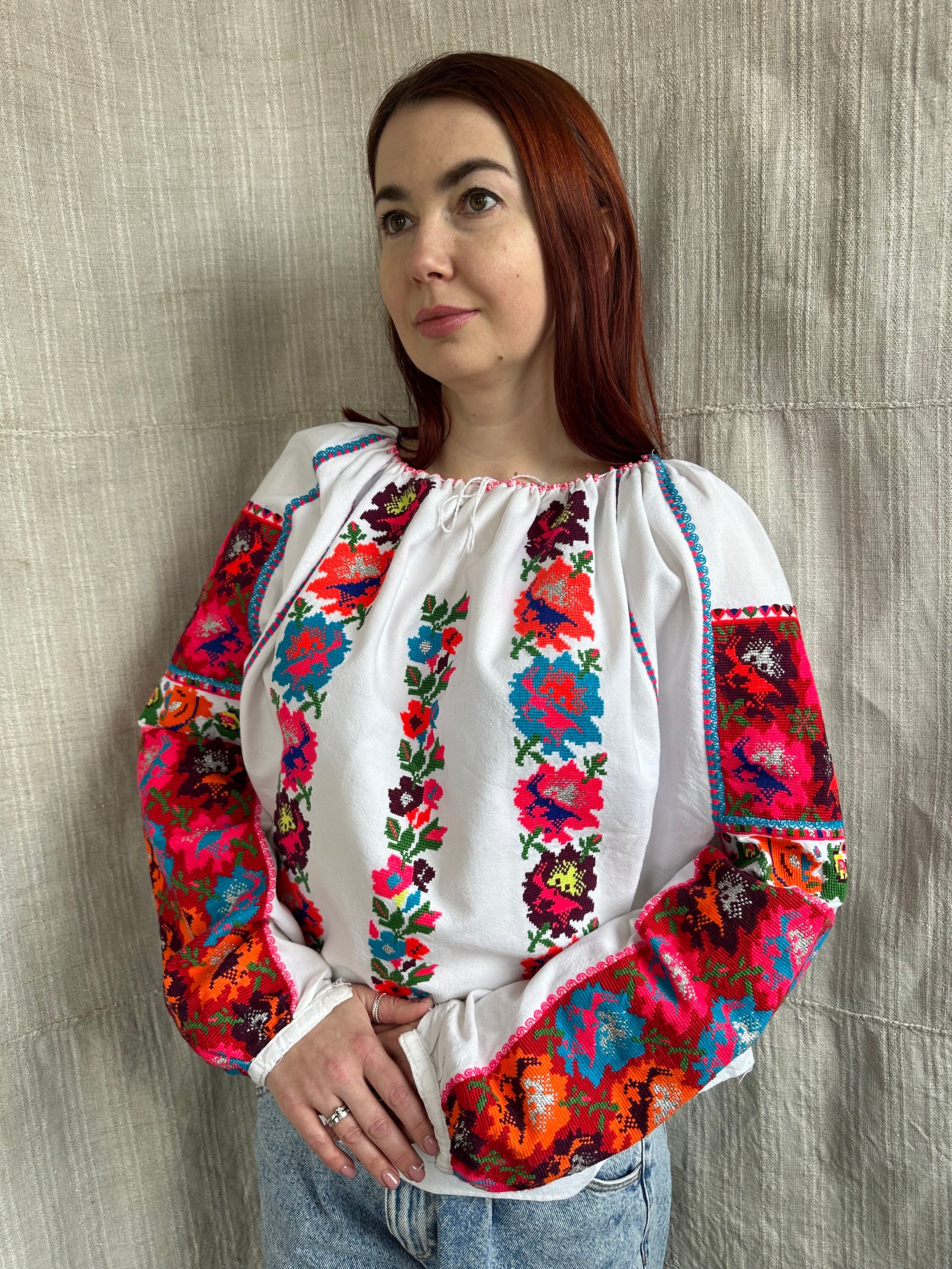 【新作入荷!!】 Embroidered Blouse Romanian Top Antique Blouse Vintage トップス