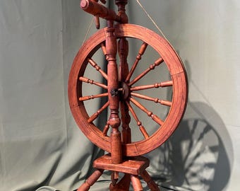 Vintage Wooden Spinning Wheel • Antique Handcrafted Yarn Spinner • 19th Century Fiber Tool