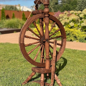 Antique Working manual spinning wheel Vintage spinning tool Early 20th Century Handcrafted Distaff Functional  Decorative gift
